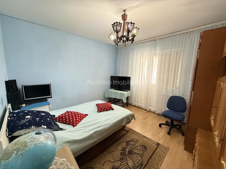 Apartament 3 camere, 68 mp utili + balcon, mobilat si utilat - Soarelui - 2