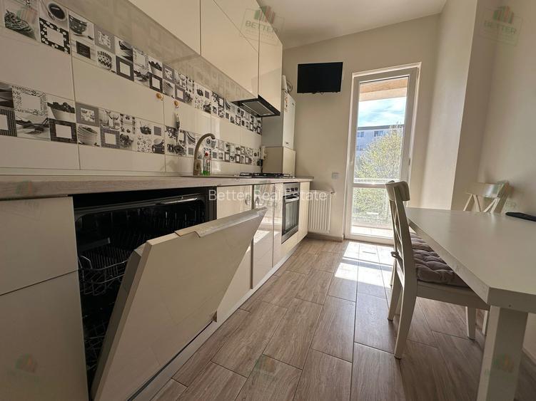 Apartament 2 camere decomandat -  71 mp total - parcare inclusă - 5
