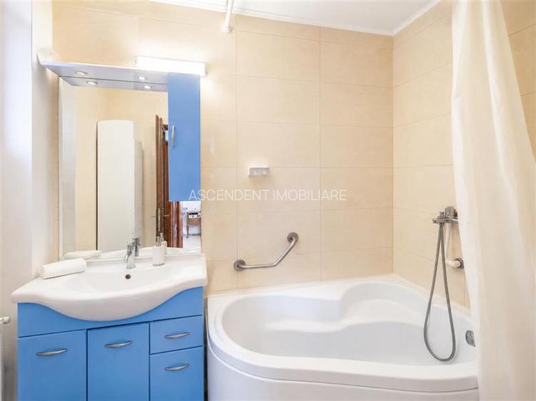 Vila stil si cu potential turistic,7 camere,6 bai, panorama, terase, gradina, Bu - 25