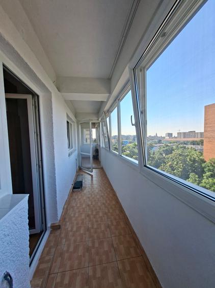Central, apartament renovat