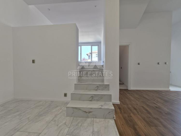 Duplex renovat 2026, 5 camere cu 3 bai - Sidney Residence Tunari
