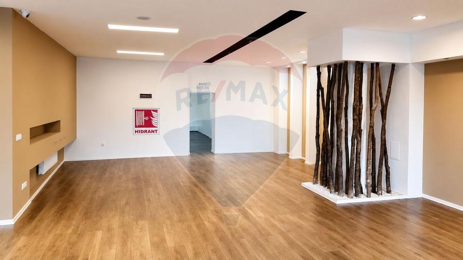 Spațiu comercial de vânzare (904 mp) - Zorilor