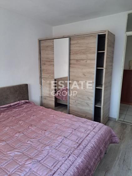 Apartament cu 2 camere si 2 balcoane decomandat, Zona Lipovei