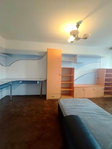 Apartament 2 camere decomandat | CENTRALA TERMICA, AER CONDITIONAT