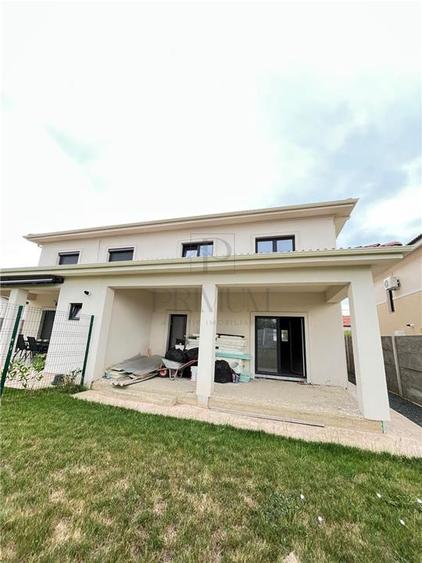 Dumbravita - Duplex - 5 Camere - 3 Bai - Pret la cheie - Posibilitate alegere fi