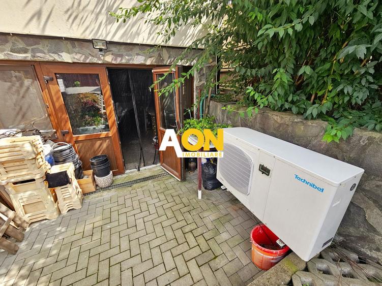 Casa eficienta energetic, 5 camere, 540 mp teren, Partos