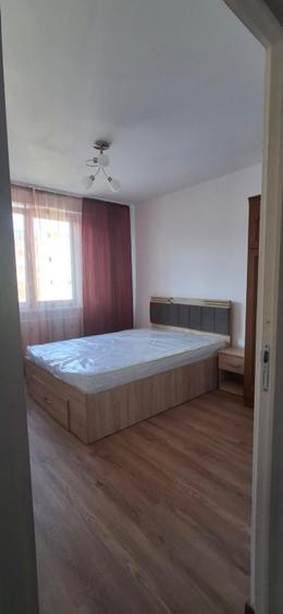 Apartament de închiriat zona Griviței, Brașov