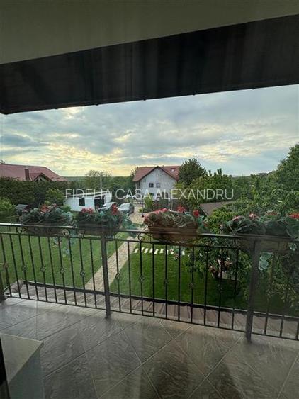 Vila  de vanzare  Bucium,369mp utili,1500mp teren,curte amenajata - 35