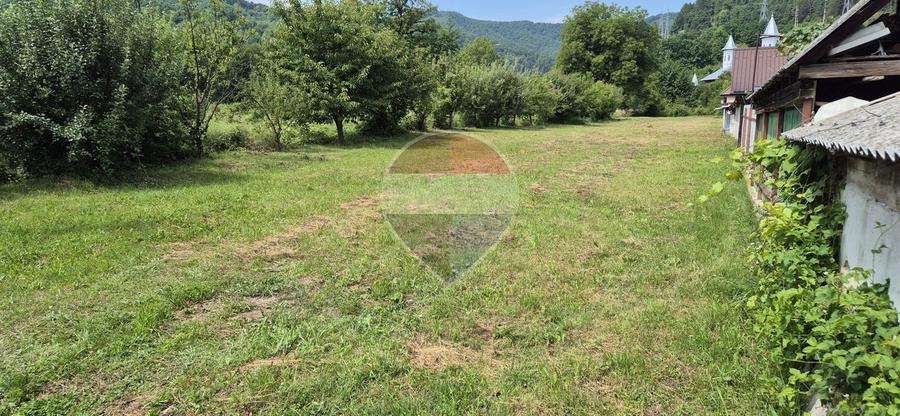 Teren casă 1280 m2, cu proiect, autorizației și utilități.