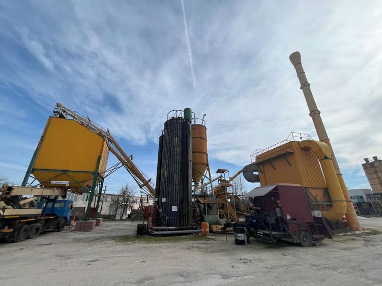 Afacere de vanzare | Hale | Teren 3,2 ha | Statie prefabricate