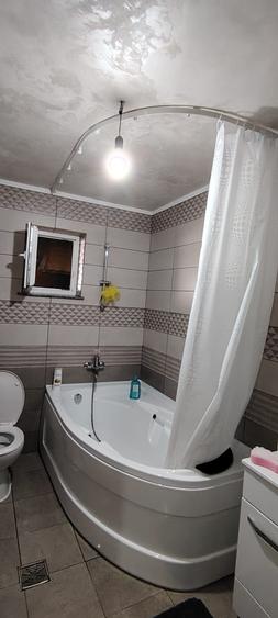 Casa cu etaj zona Liceului Pedagogic