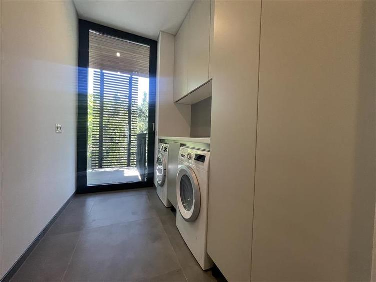 Spacious 4 Bedrooms apartment Primaverii Premium Location