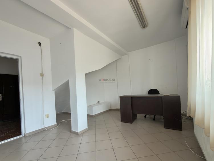 Clădire Independentă 200 mp | 5 Birouri+Open Space | Curent Trifazic