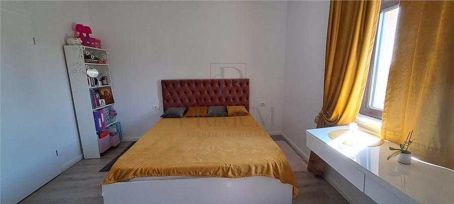 GIROC, CASA INDIVIDUALA DEOSEBITA P+1E+POD, 5 CAMERE, 2 BAI INCALZIRE IN PARDOSE