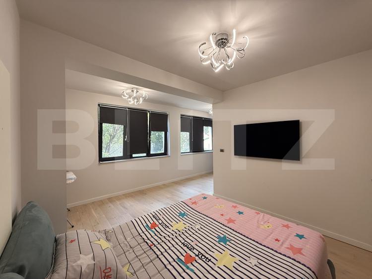 Apartament 4 camere, 112.05 mp, 2 niveluri, curte, loc de parcare, Ultracentral