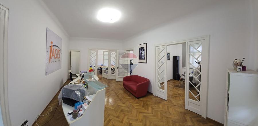 Vilă de închiriat | Dacia — Str. Toamnei | 185 mp, curte