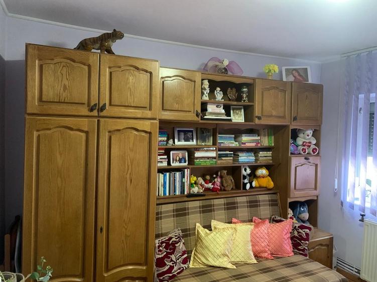 APARTAMENT DE VANZARE 3 CAMERE SIRET
