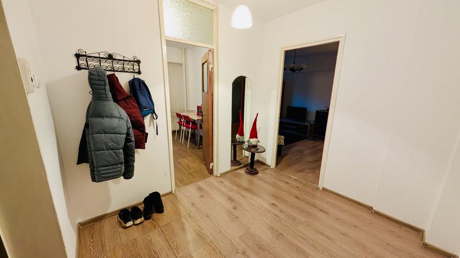 Apartament 2 camere lângă metrou Păcii mobilat și utilat complet et 3, 54 mp