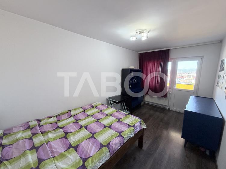 Apartament decomandat 2 camere 56 mpu cu balcon 14 mp Mihai Viteazul
