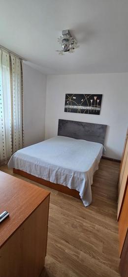 Vânzare apartament 2 camere , etaj 3/4, Aleea Trandafirilor Târgoviște