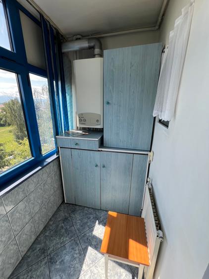 VÂND APARTAMENT 2 CAMERE DECOMANDAT et,3 – ZONA VASILE AARON