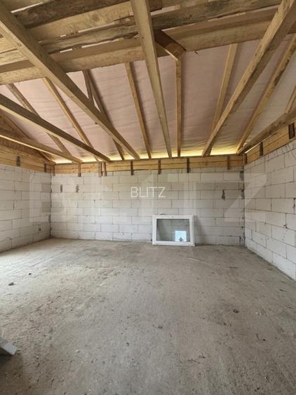 Teren intravilan, 14 ari, front 18m, zona Luna de Jos - 7
