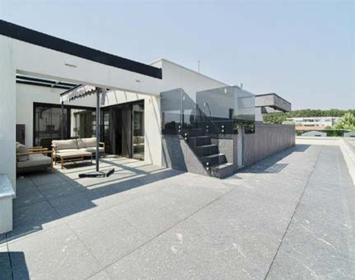 Penthouse cu piscina privata-Erou Iancu Nicolae