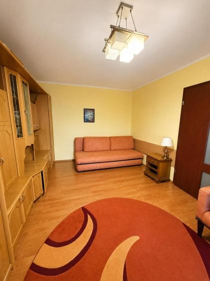 Apt. 2 camere, cu vedere integral pe spate