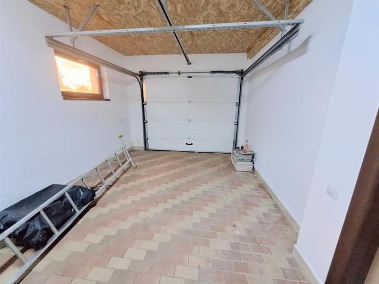 Casa P+1+M, 6 camere, garaj, beci, Nicolae Balcescu
