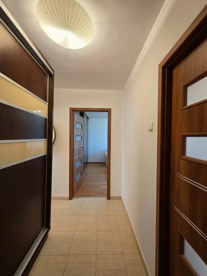 Uverturii - Militari !Vanzare apartament 3 camere - mobilat si utilat !