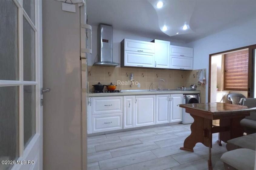 Techirghiol - Centru, casa tip duplex P+M, lot 293 mp si 154 mp utili! - 29