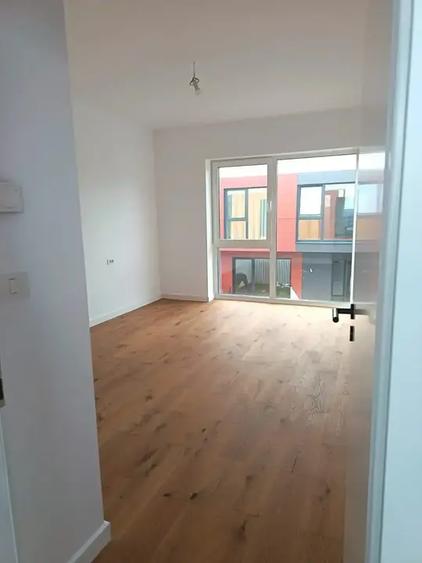 Casă tip duplex cu 4 camere și grădină Pipera