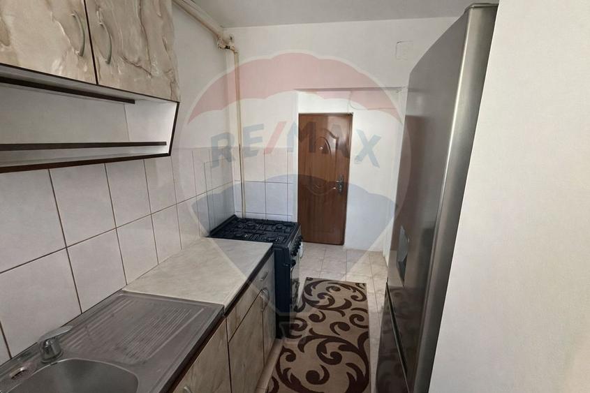 Apartament cu 2 camere de vânzare – Zona Cetate