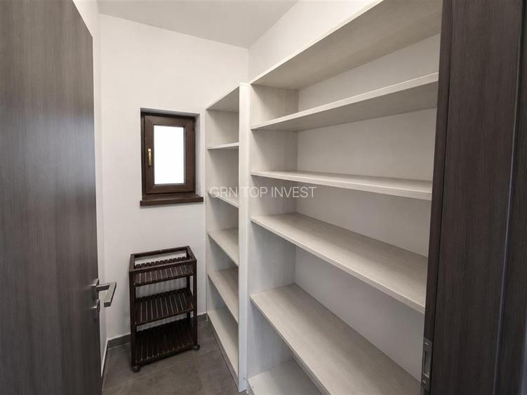Casa moderna 4 camere 2 bai curte si parcare zona Triajului - 16