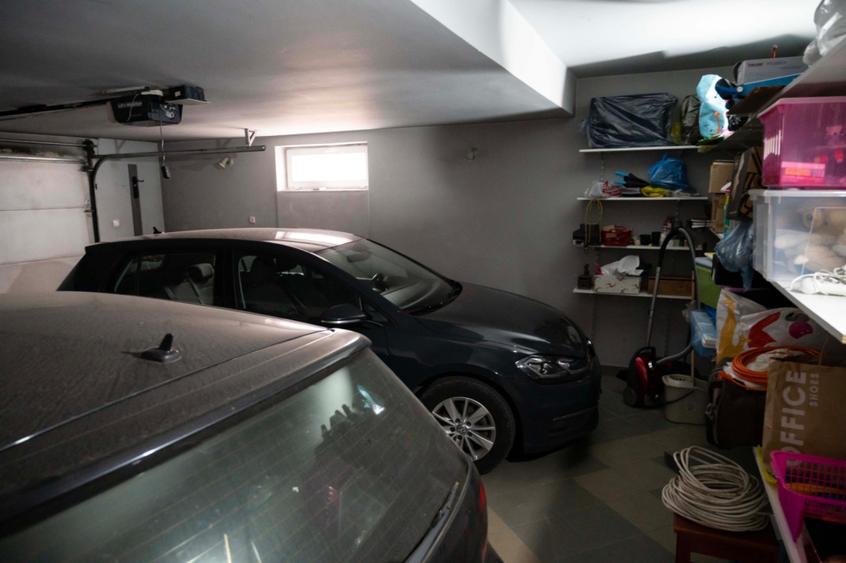 Vilă in Andrei Mureșanu,  6 camere, teren 600 mp