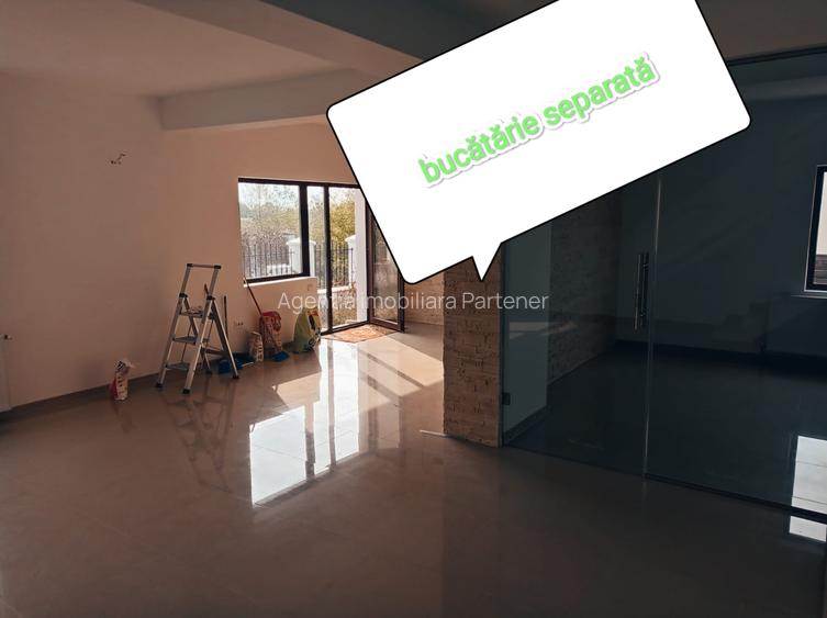 Casă / vilă Ștefănești / comuna Călinești , finisaje moderne ! - 11