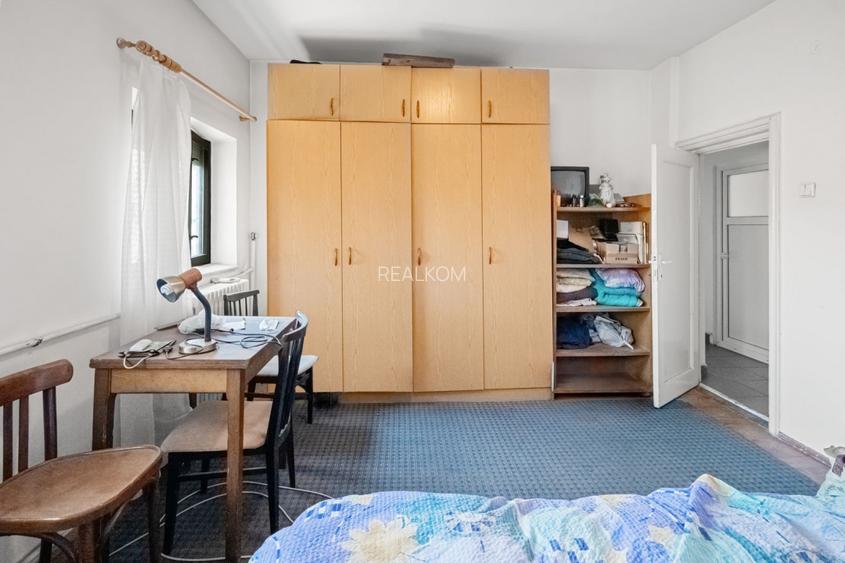 VANZARE VILA 9 CAMERE DACIA- RADU DE LA AFUMATI NR.42 - COMISION 0% - 36