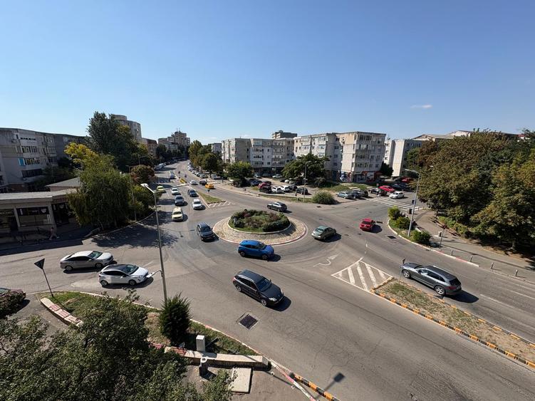 DIRECT PROPRIETAR, Inel I, str. Soveja, orientare SV, bloc 1985