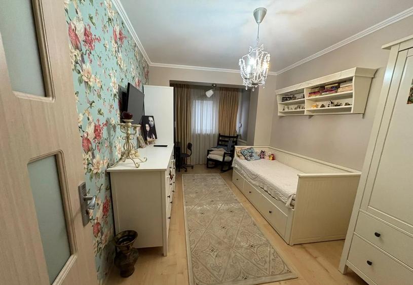 CDC, 4 camere decomandate, etaj intermediar, renovat modern, ideal familie