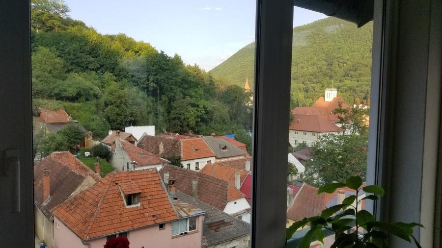 Apartament in vila, ultracentral cu priveliste