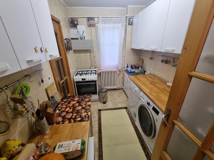 Apartament 3 camere semidecomandat, 64mp, zona Tatarasi, Flora, ID: 160309