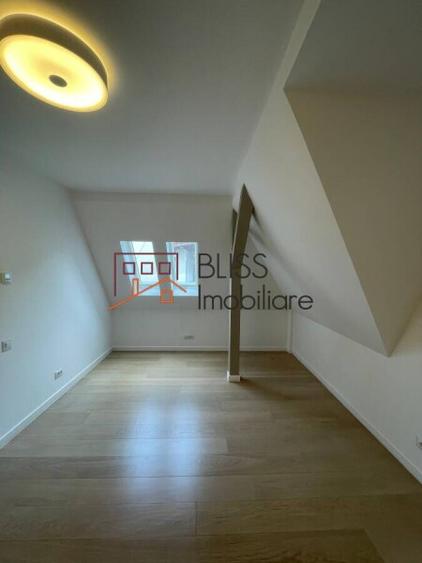 Vilă Spectaculoasă Complet Renovată cu Grădina Privată