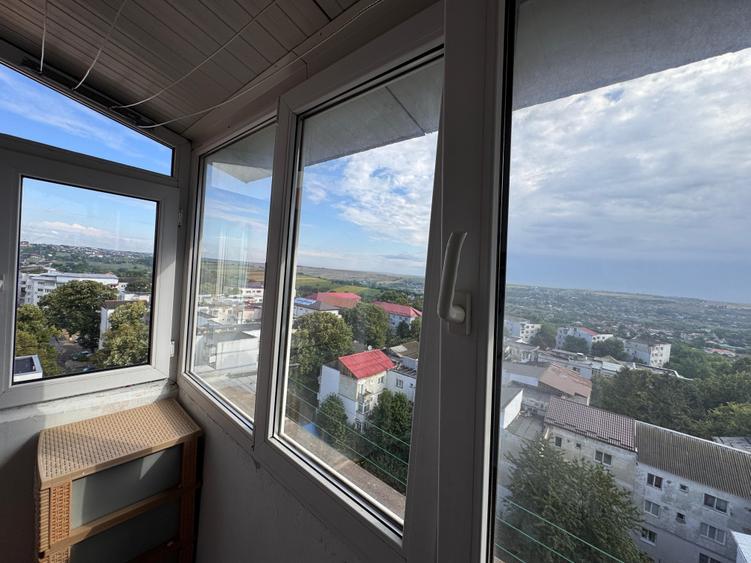 🏡 Apartament cu 2 camere semidecomandat – Zona Săvenilor (Turn), Botoșani