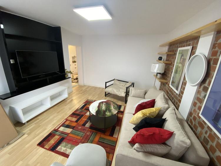 Apartament 3 camere lux langa Prefectura