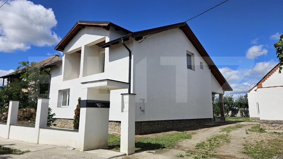 Casa semifinisata de vânzare 200mp, Teren 1000 mp, Decebal - Vetis