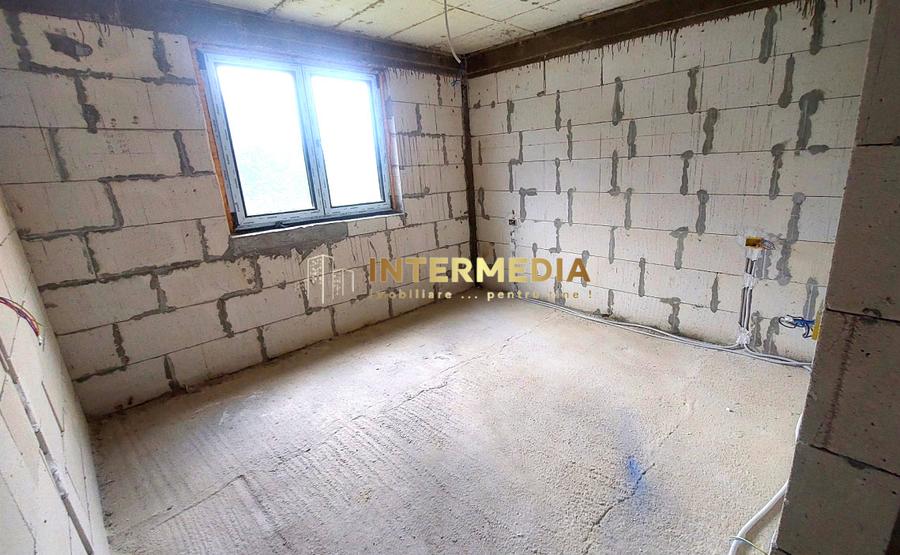 OCAZIE! Apartament 3 Camere NOU 71 mp. in Zona Alba Micesti semifinisat