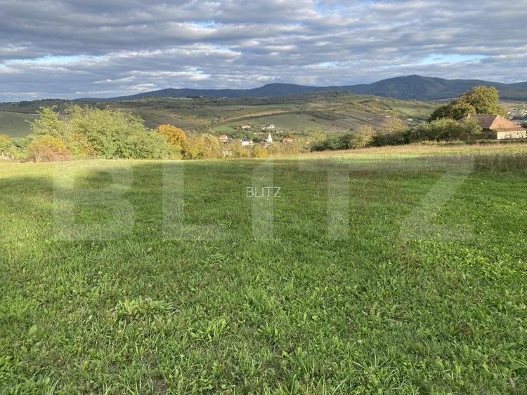 Teren intravilan in localitatea Aghires in suprafata de 1350mp - 2
