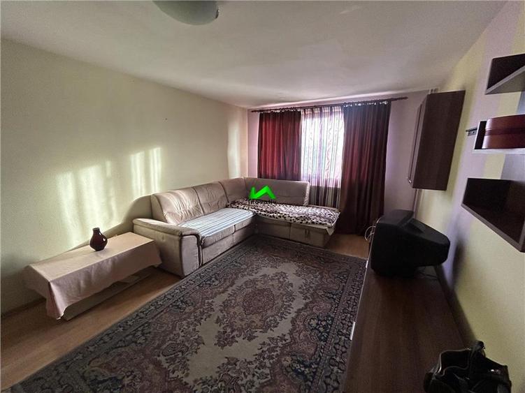 Apartament de vanzare 4 camere 2 bai Sibiu Turnisor