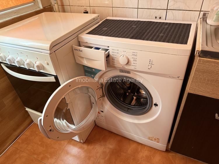 Garsoniera Dristor - metrou, stradal, mobilată si utilată modern, curată, libera - 5