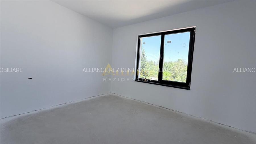 Casa Individuala - 4 camere - 3 bai - 460mp teren - 13